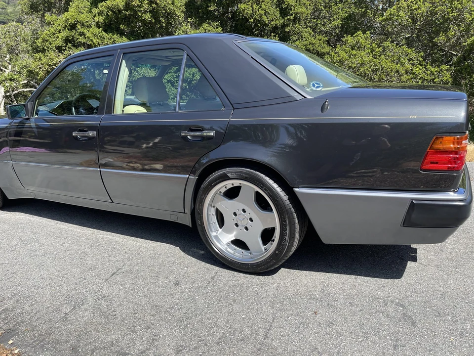 1993 Mercedes-Benz 500E & E500 - Image 6 of 31