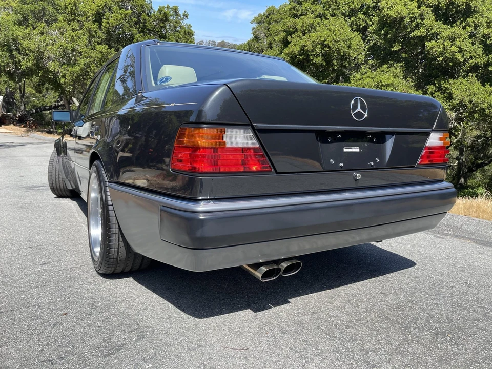 1993 Mercedes-Benz 500E & E500 - Image 9 of 31
