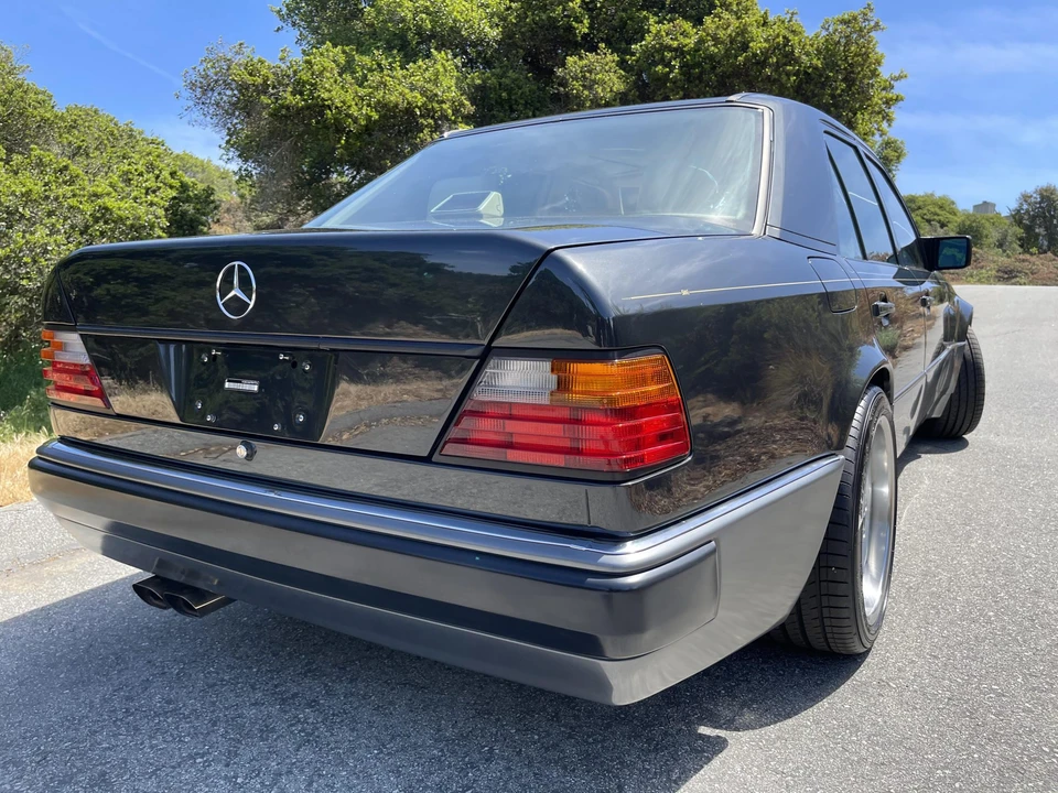 1993 Mercedes-Benz 500E & E500 - Image 12 of 31