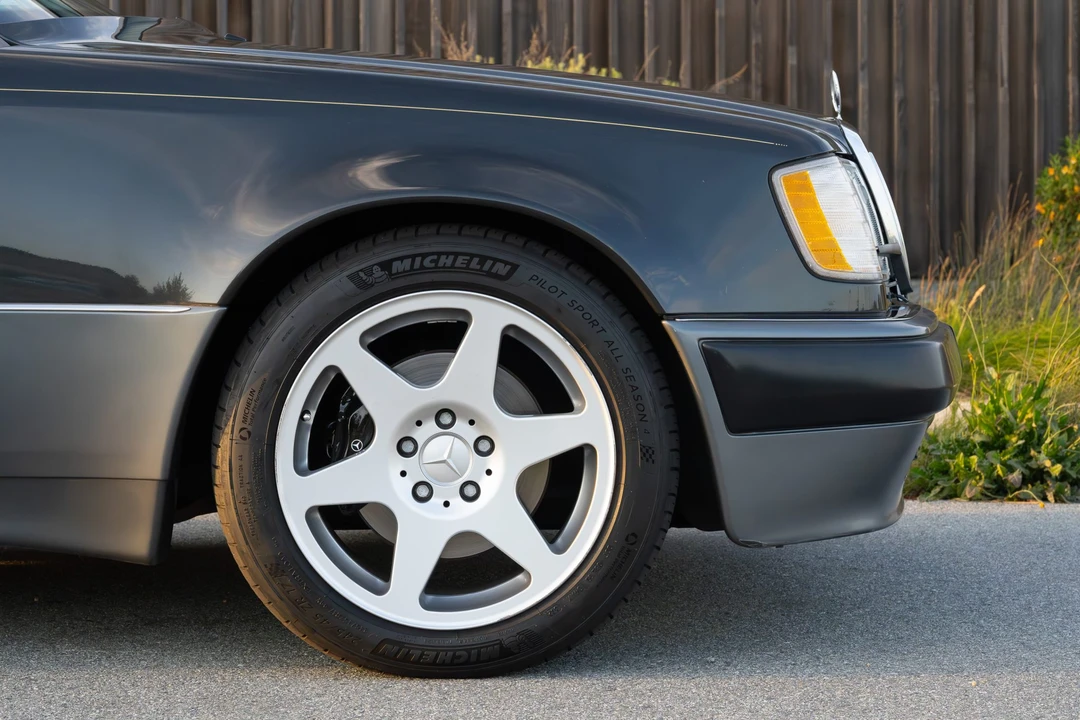 1993 Mercedes-Benz 500E & E500 - Image 30 of 31