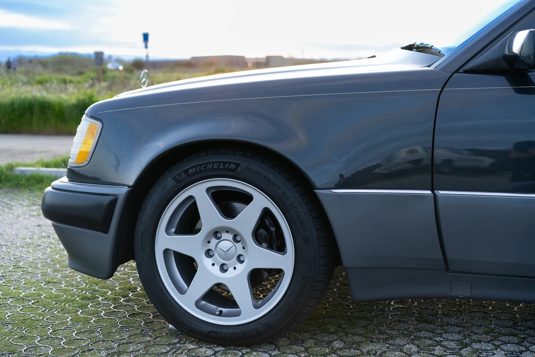 1993 Mercedes-Benz 500E & E500 - Image 25 of 31