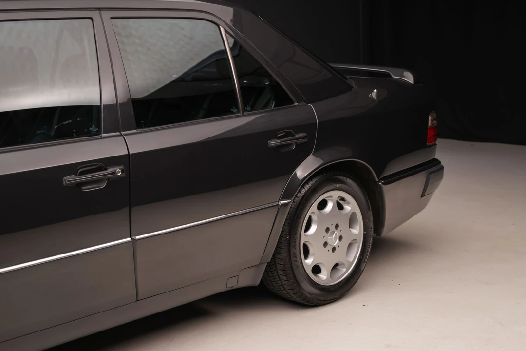 1993 Mercedes-Benz 500E & E500 - Image 19 of 31