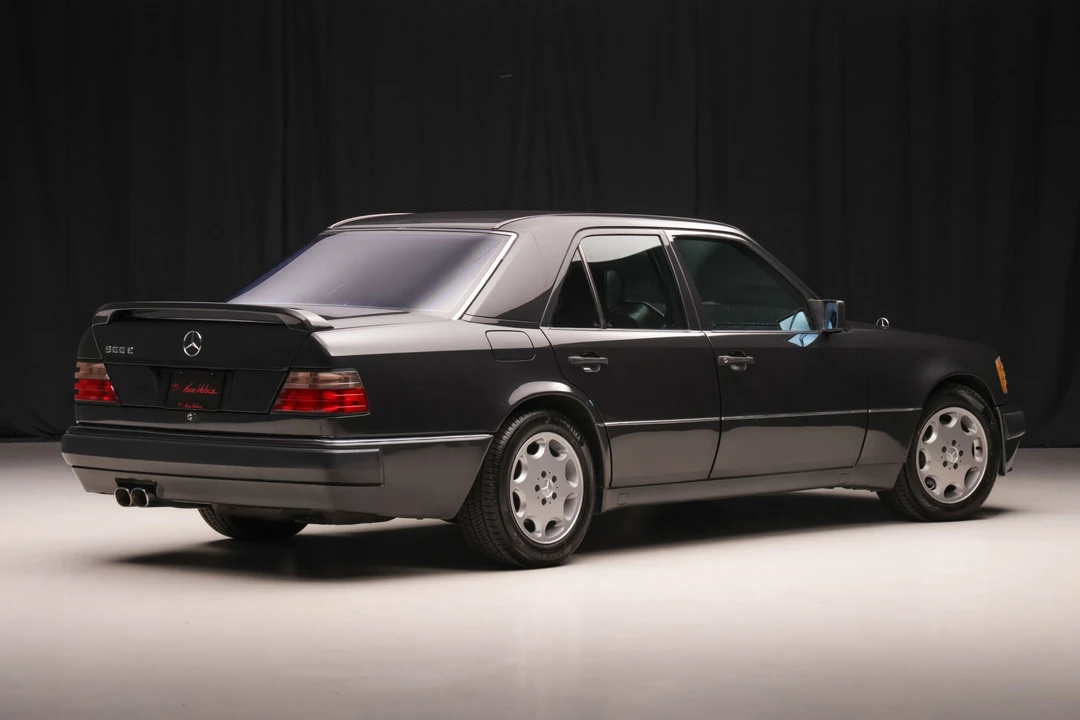 1993 Mercedes-Benz 500E & E500 - Image 8 of 31