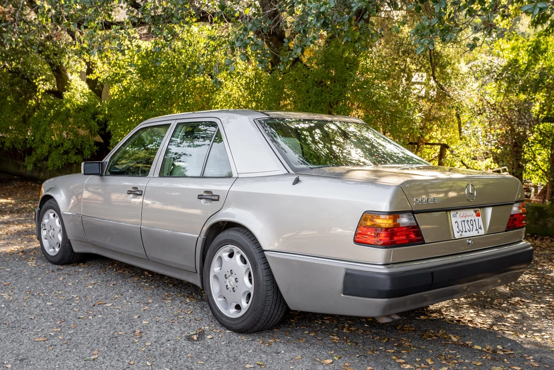 1993 Mercedes-Benz 500E & E500 - Image 4 of 31
