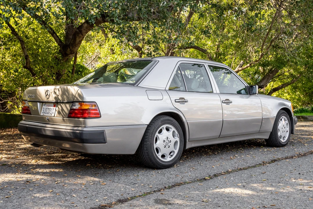 1993 Mercedes-Benz 500E & E500 - Image 7 of 31