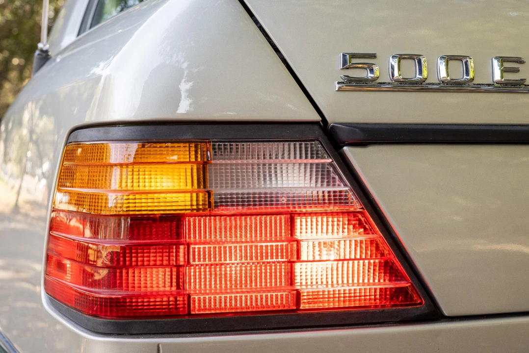 1993 Mercedes-Benz 500E & E500 - Image 22 of 31