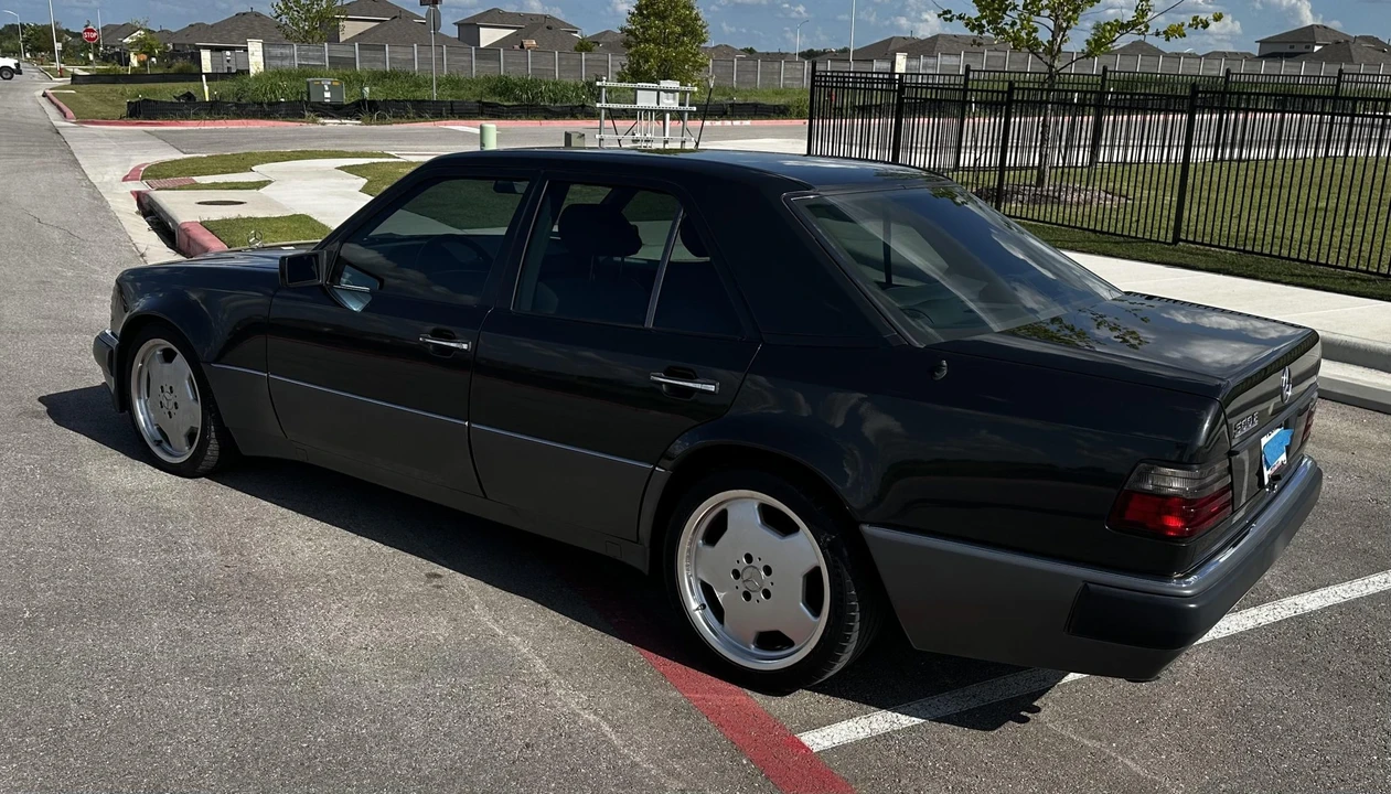 1993 Mercedes-Benz 500E & E500 - Image 14 of 31