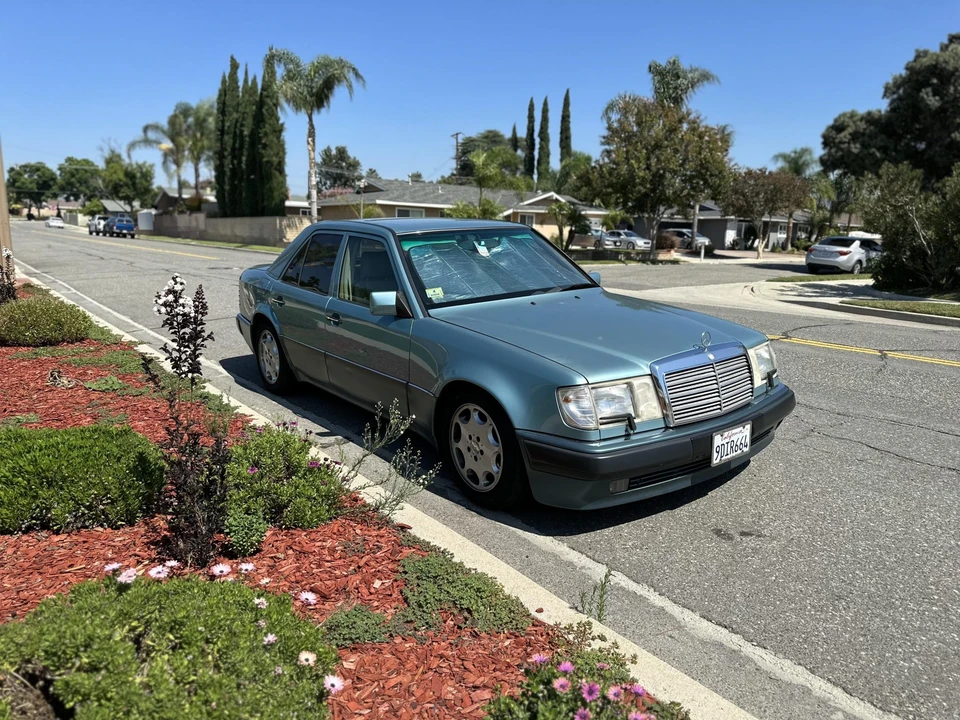 1993 Mercedes-Benz 500E & E500 - Image 2 of 31