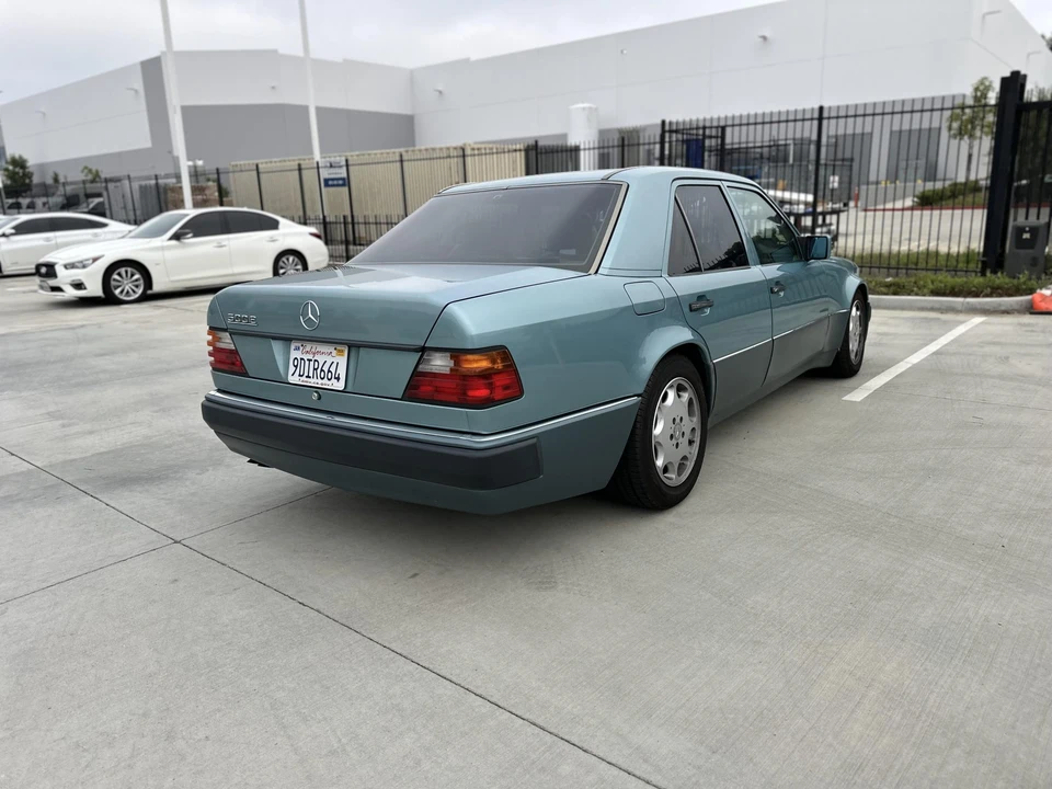 1993 Mercedes-Benz 500E & E500 - Image 14 of 31