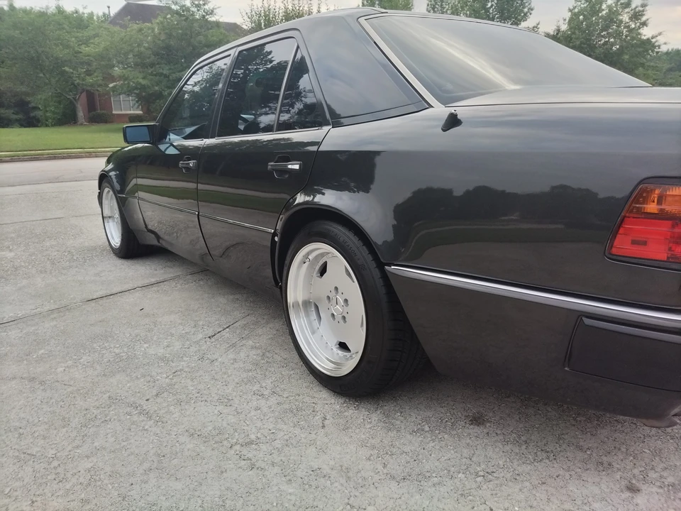 1993 Mercedes-Benz 500E & E500 - Image 30 of 31