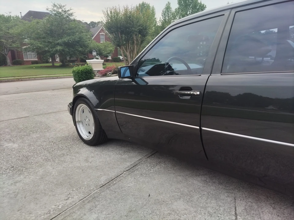 1993 Mercedes-Benz 500E & E500 - Image 29 of 31