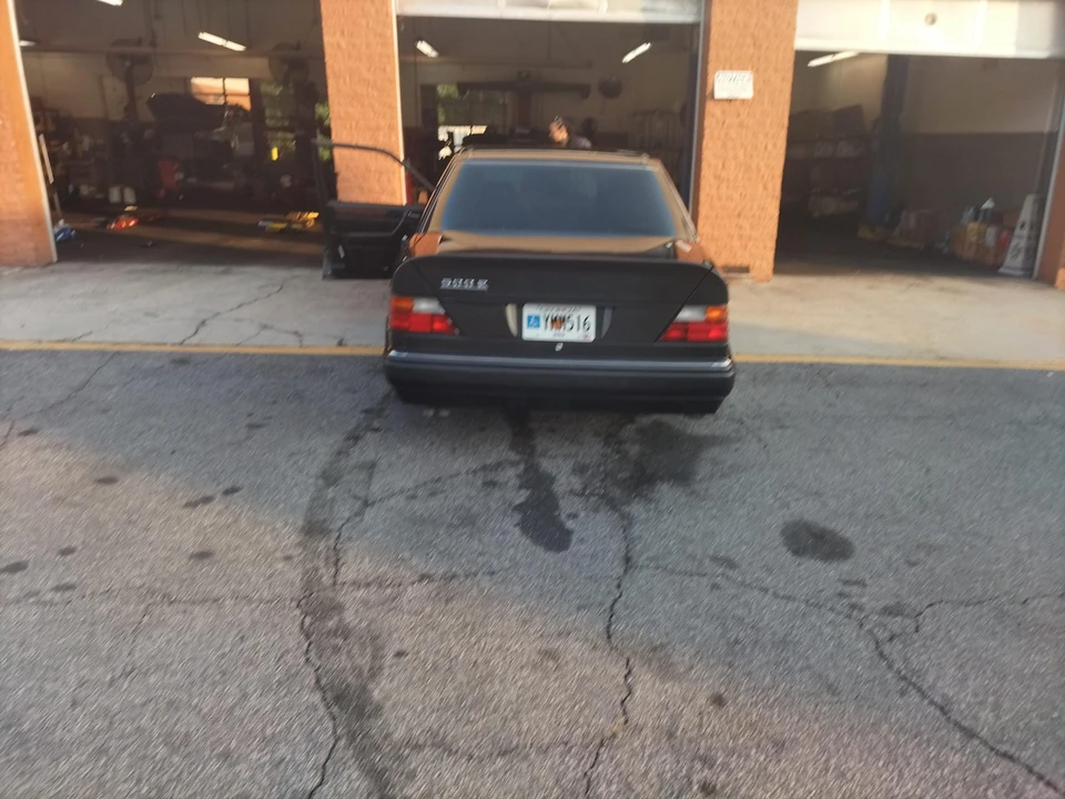 1993 Mercedes-Benz 500E & E500 - Image 29 of 31