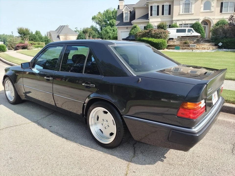 1993 Mercedes-Benz 500E & E500 - Image 11 of 31