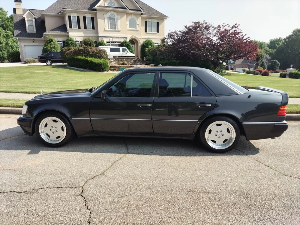 1993 Mercedes-Benz 500E & E500 - Image 10 of 31