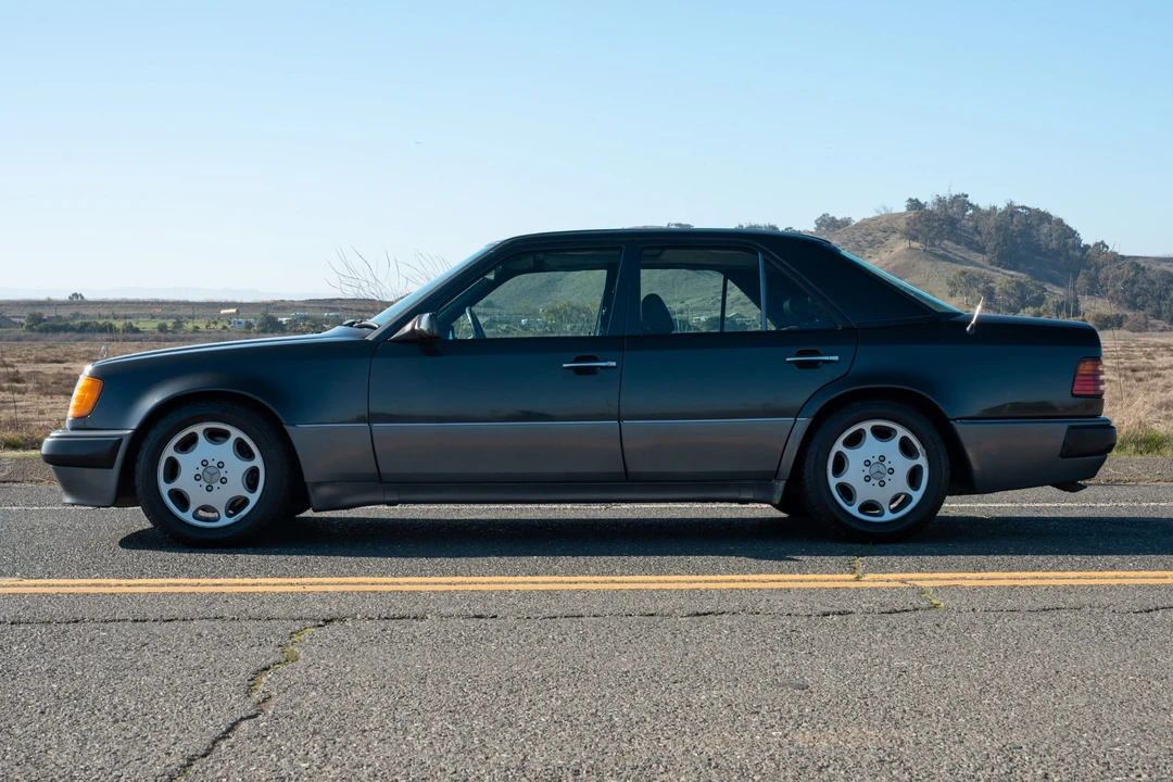 1993 Mercedes-Benz 500E & E500 - Image 6 of 31