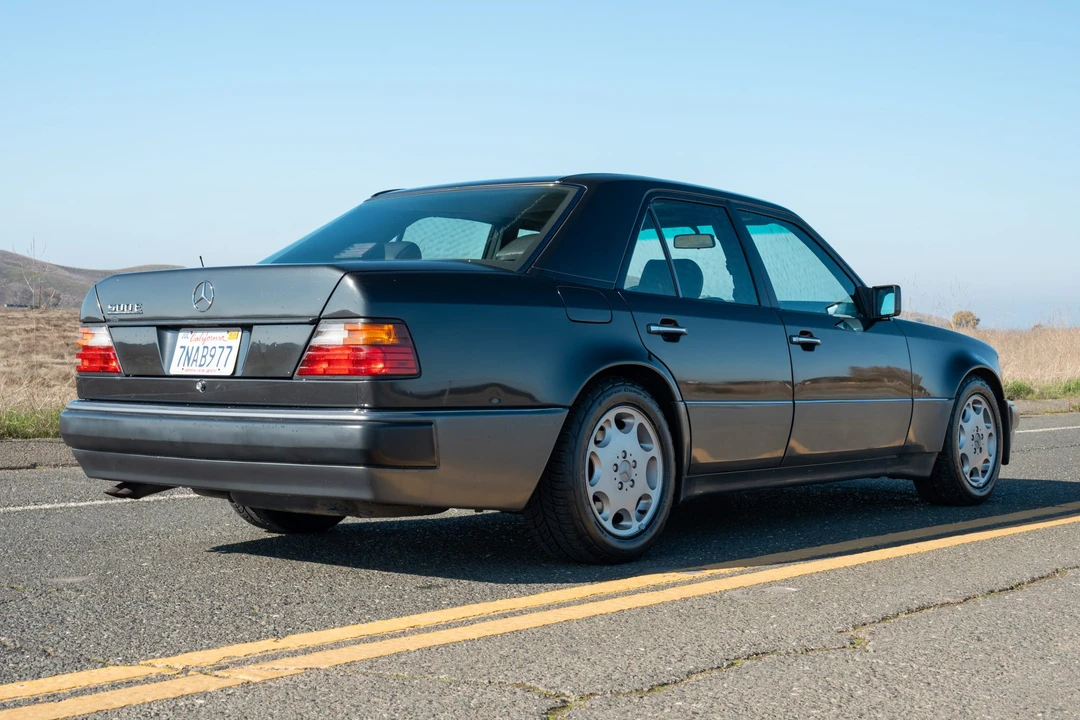 1993 Mercedes-Benz 500E & E500 - Image 13 of 31