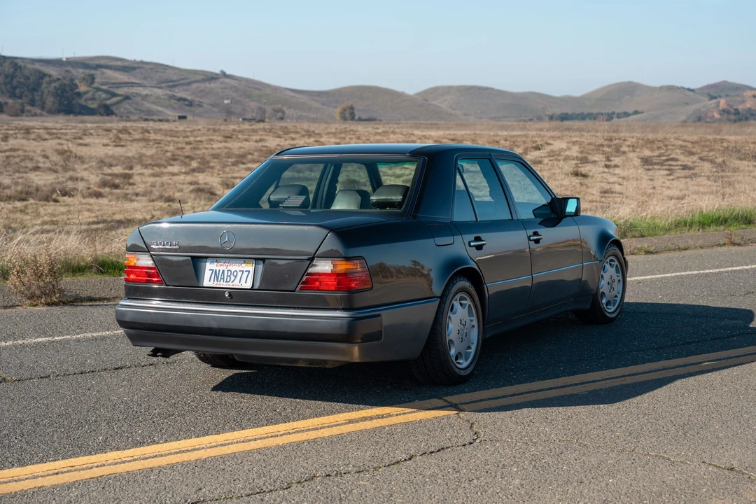 1993 Mercedes-Benz 500E & E500 - Image 12 of 31
