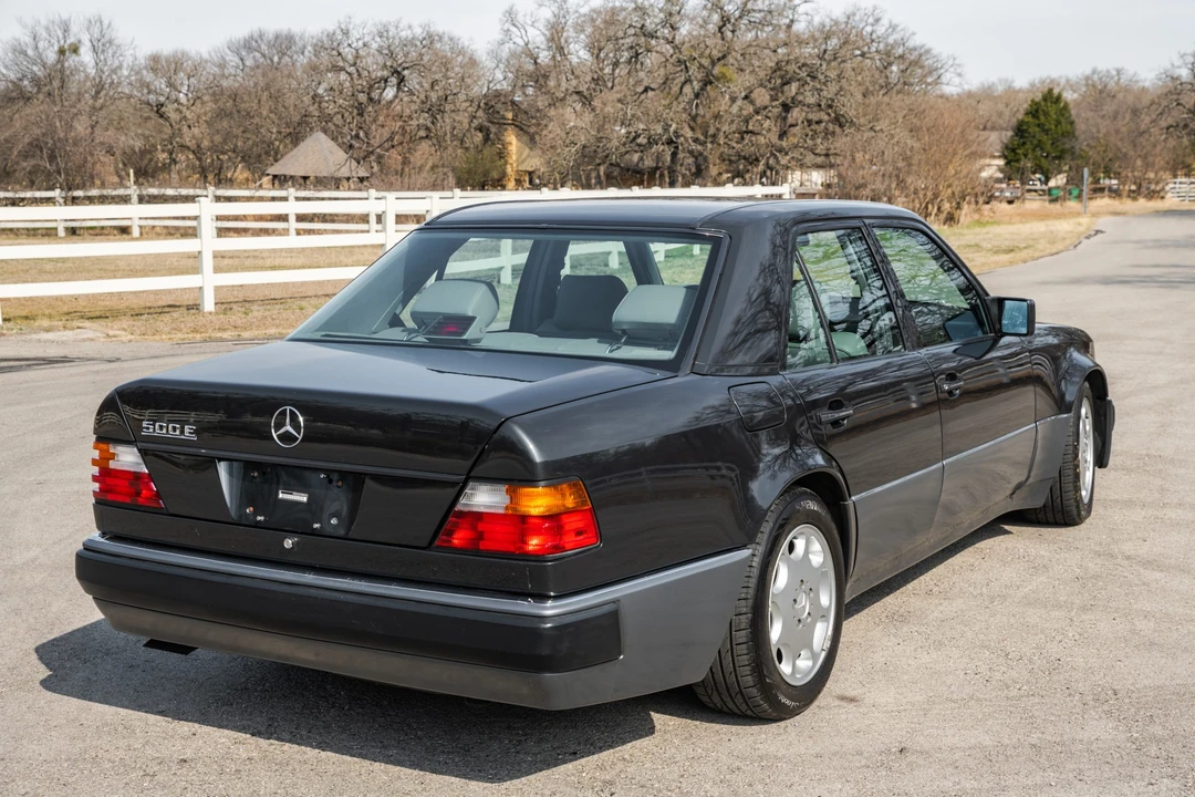 1993 Mercedes-Benz 500E & E500 - Image 14 of 31