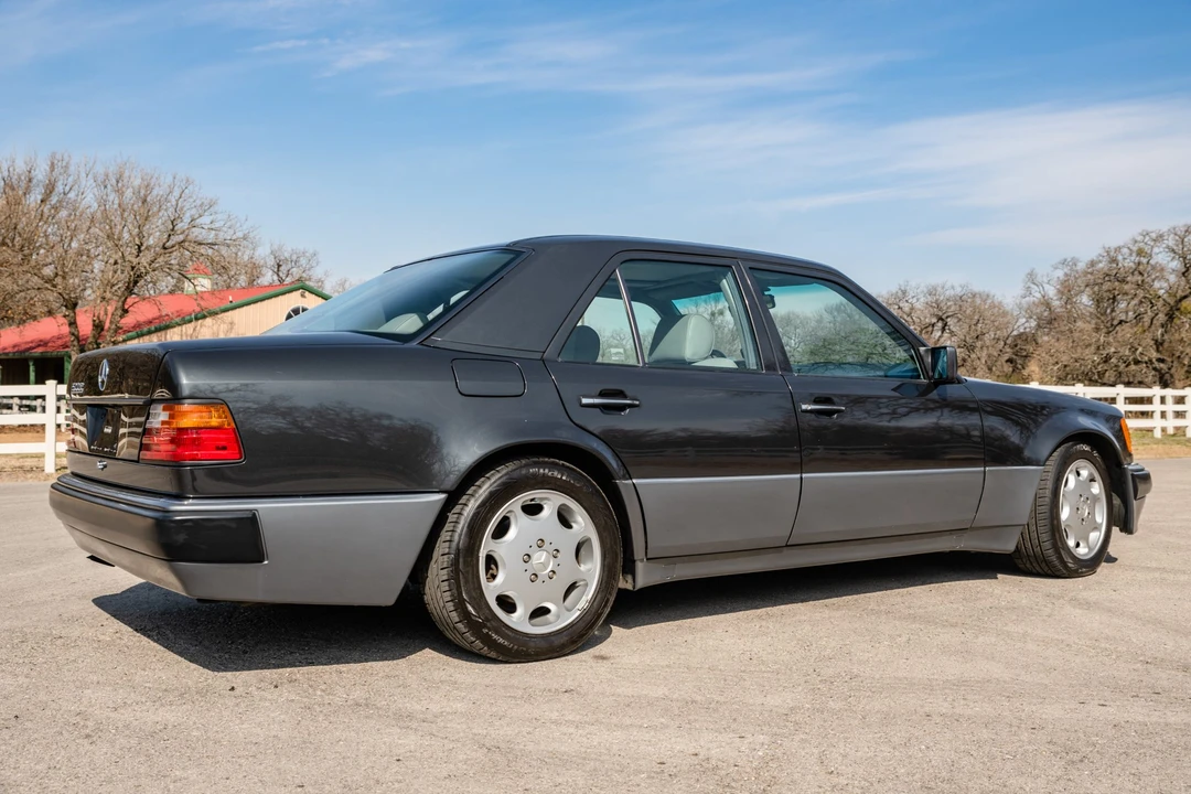 1993 Mercedes-Benz 500E & E500 - Image 10 of 31