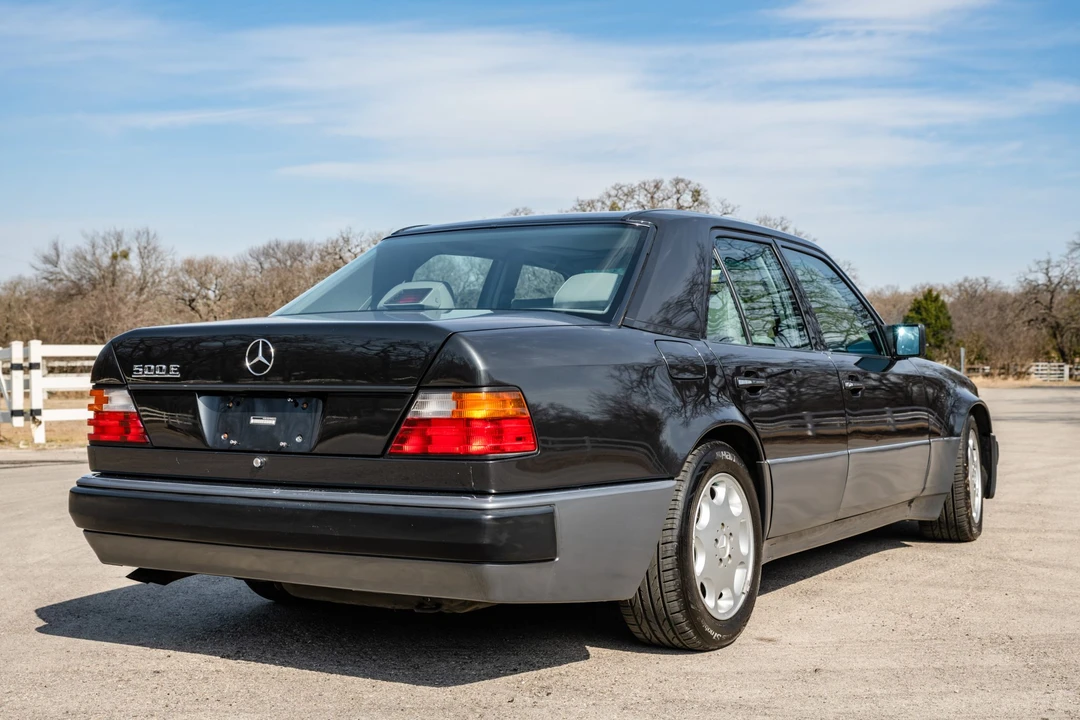 1993 Mercedes-Benz 500E & E500 - Image 13 of 31