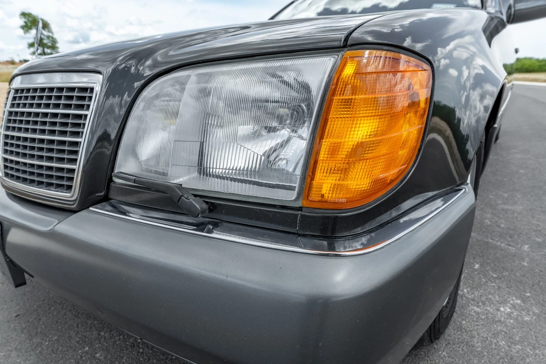 1993 Mercedes-Benz W140 S-Class - Image 14 of 31