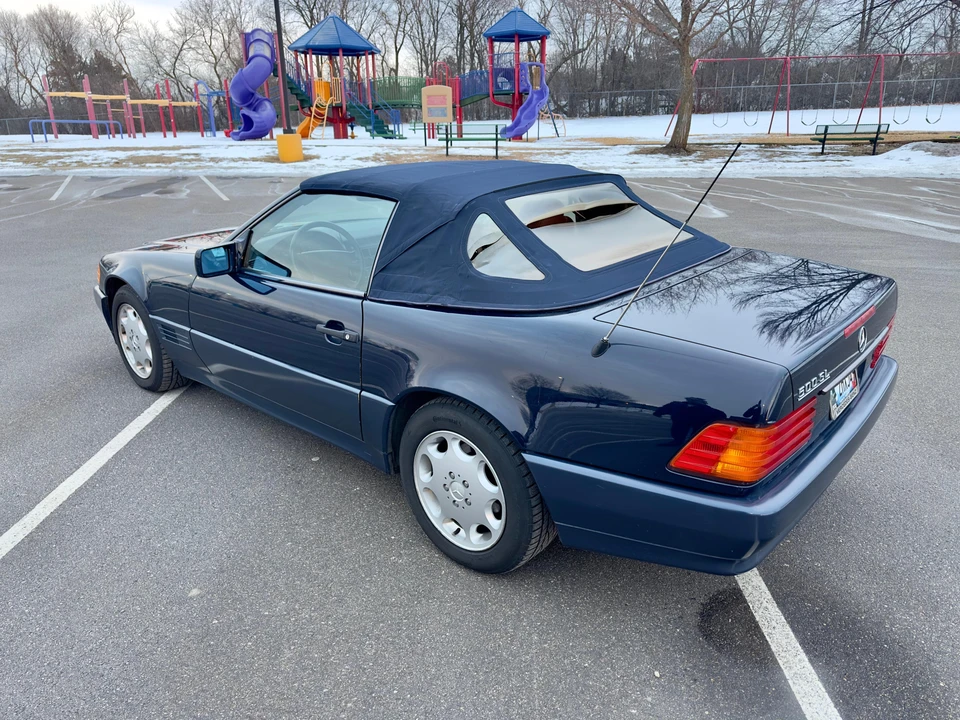 1993 Mercedes-Benz R129 SL-Class - Image 11 of 31