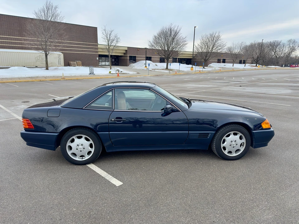1993 Mercedes-Benz R129 SL-Class - Image 9 of 31
