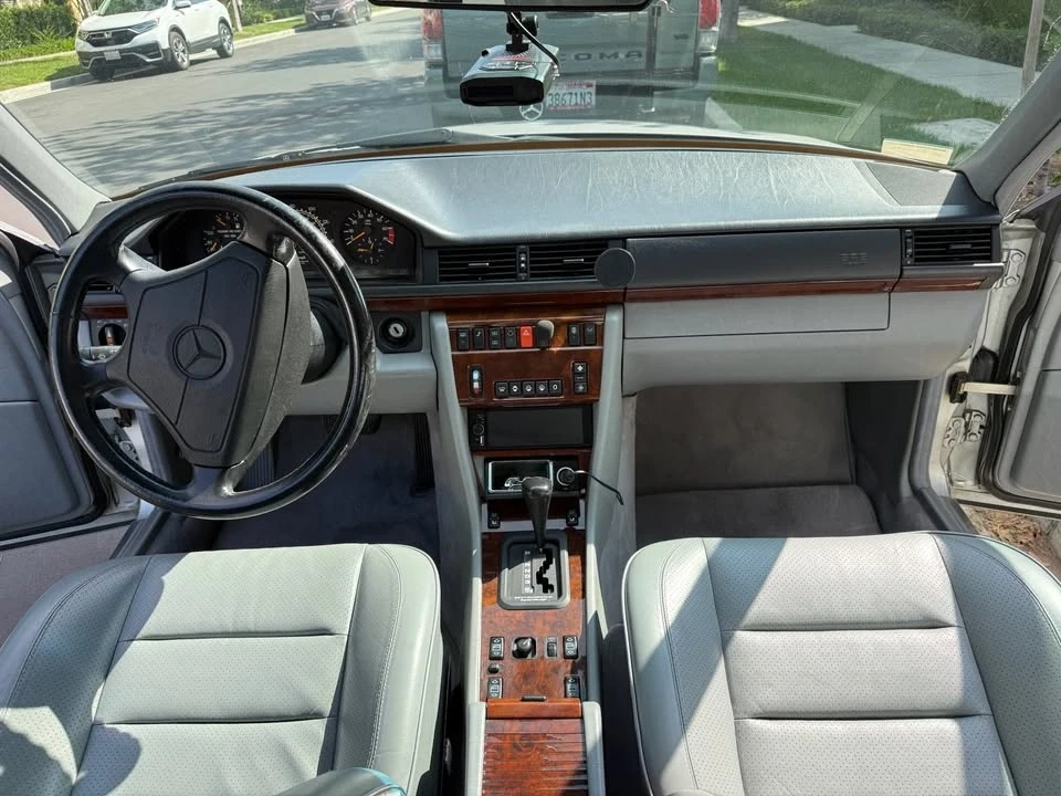 1993 Mercedes-Benz 500E & E500 - Image 11 of 13