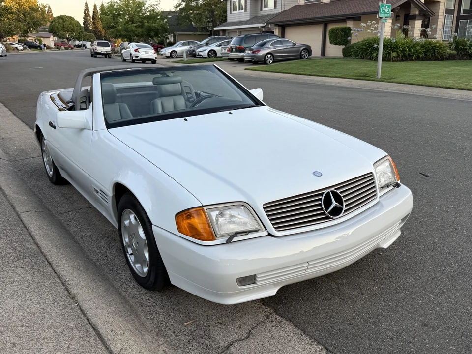 1993 Mercedes-Benz R129 SL-Class - Image 18 of 31