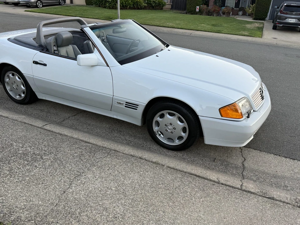 1993 Mercedes-Benz R129 SL-Class - Image 19 of 31