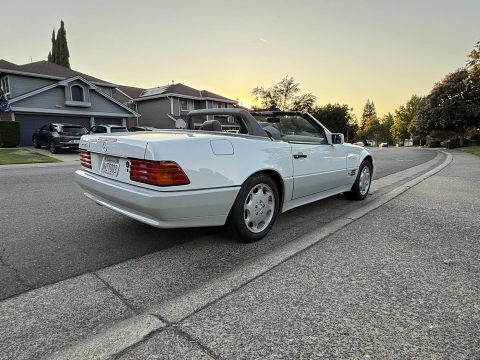 1993 Mercedes-Benz R129 SL-Class - Image 23 of 31