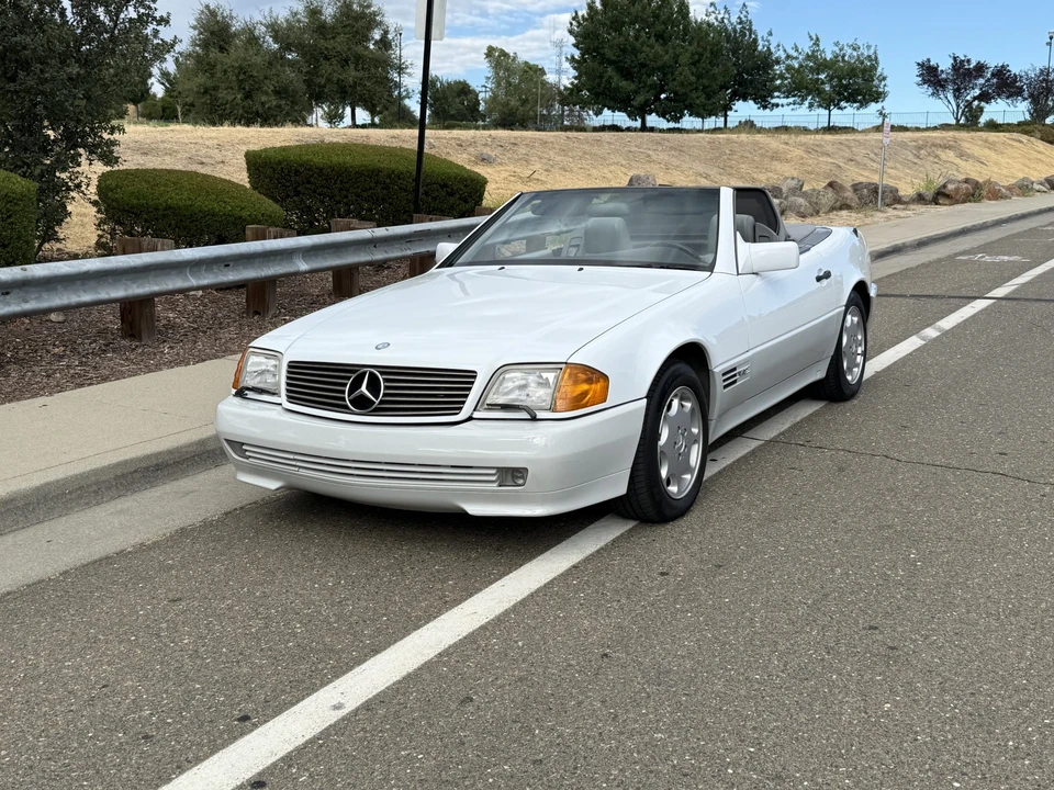 1993 Mercedes-Benz R129 SL-Class - Image 6 of 31