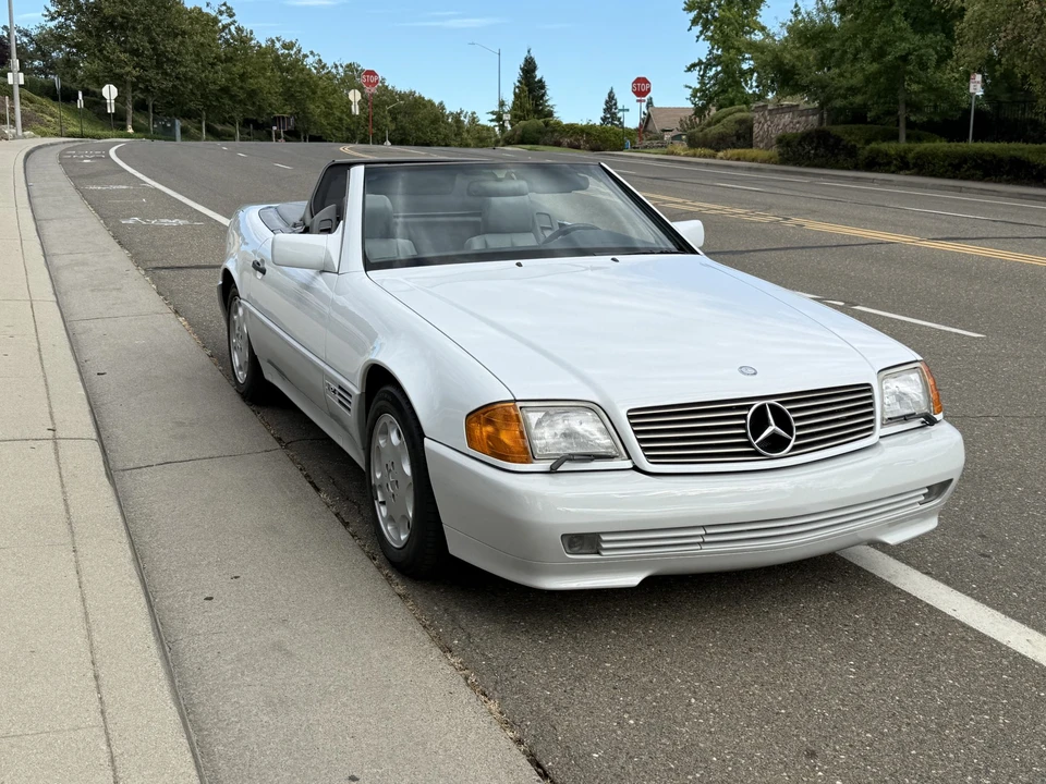 1993 Mercedes-Benz R129 SL-Class - Image 9 of 31