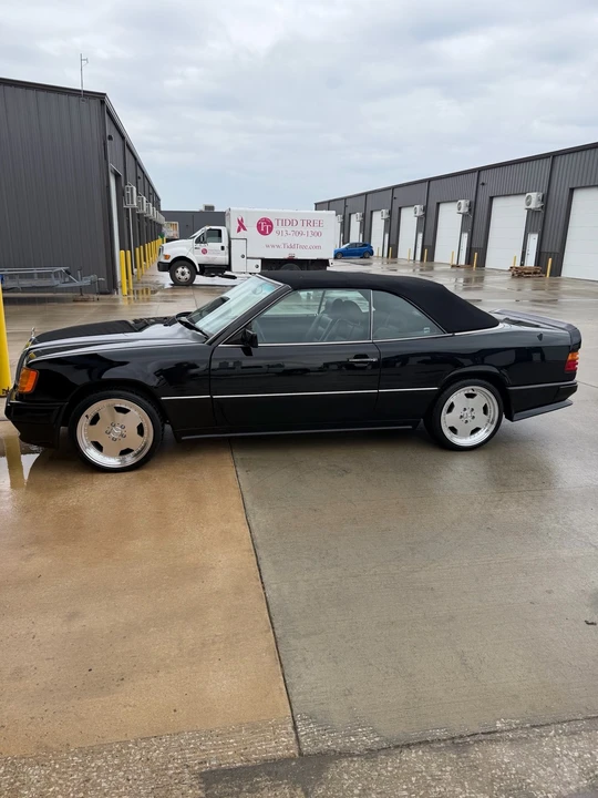 1993 Mercedes-Benz W124 E-Class - Image 13 of 17