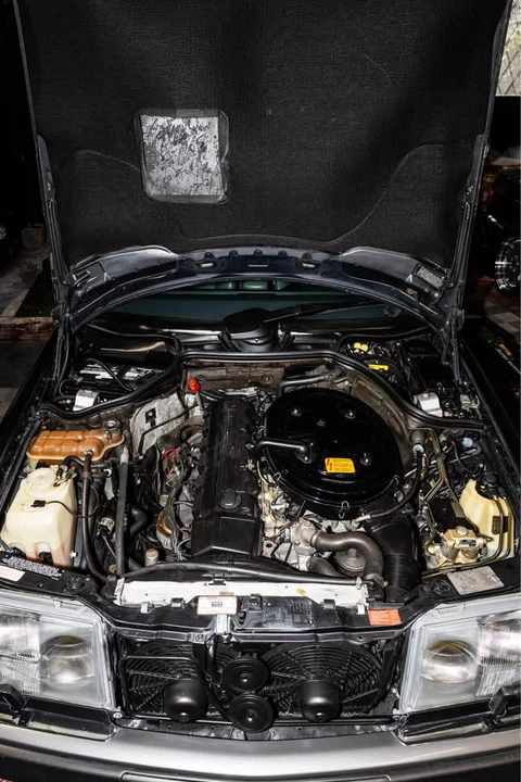 1993 Mercedes-Benz W124 E-Class - Image 8 of 8