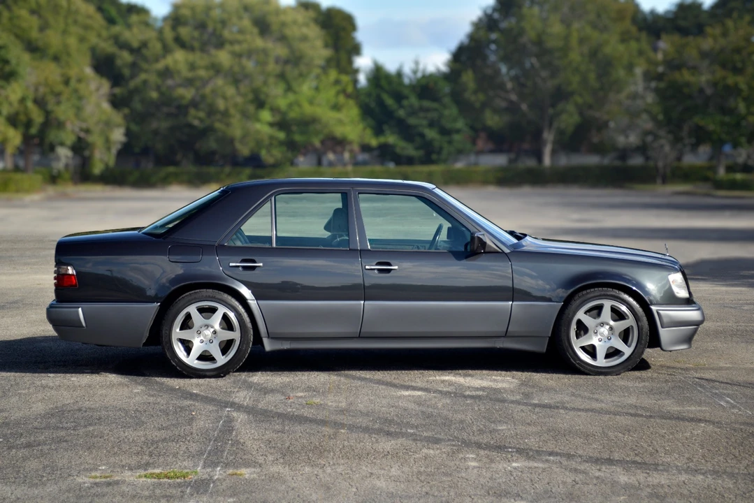 1993 Mercedes-Benz 500E & E500 - Image 7 of 21