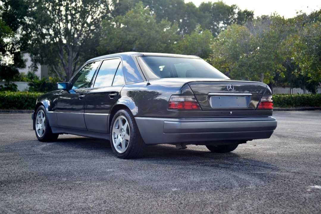 1993 Mercedes-Benz 500E & E500 - Image 12 of 21
