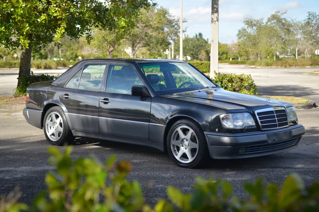1993 Mercedes-Benz 500E & E500 - Image 4 of 21