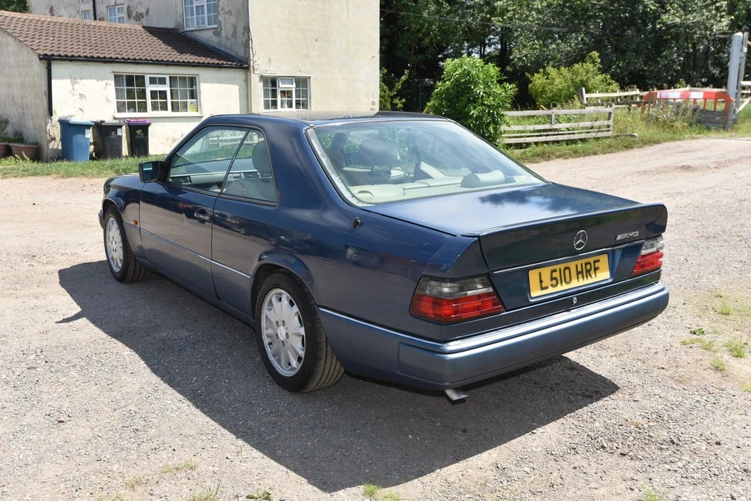 1993 Mercedes-Benz W124 E-Class - Image 14 of 30