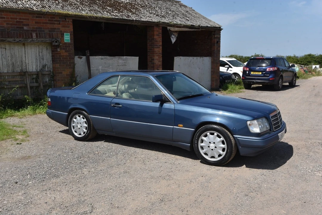 1993 Mercedes-Benz W124 E-Class - Image 18 of 30