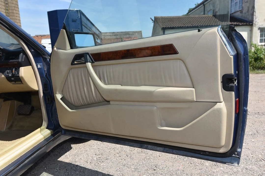 1993 Mercedes-Benz W124 E-Class - Image 30 of 30