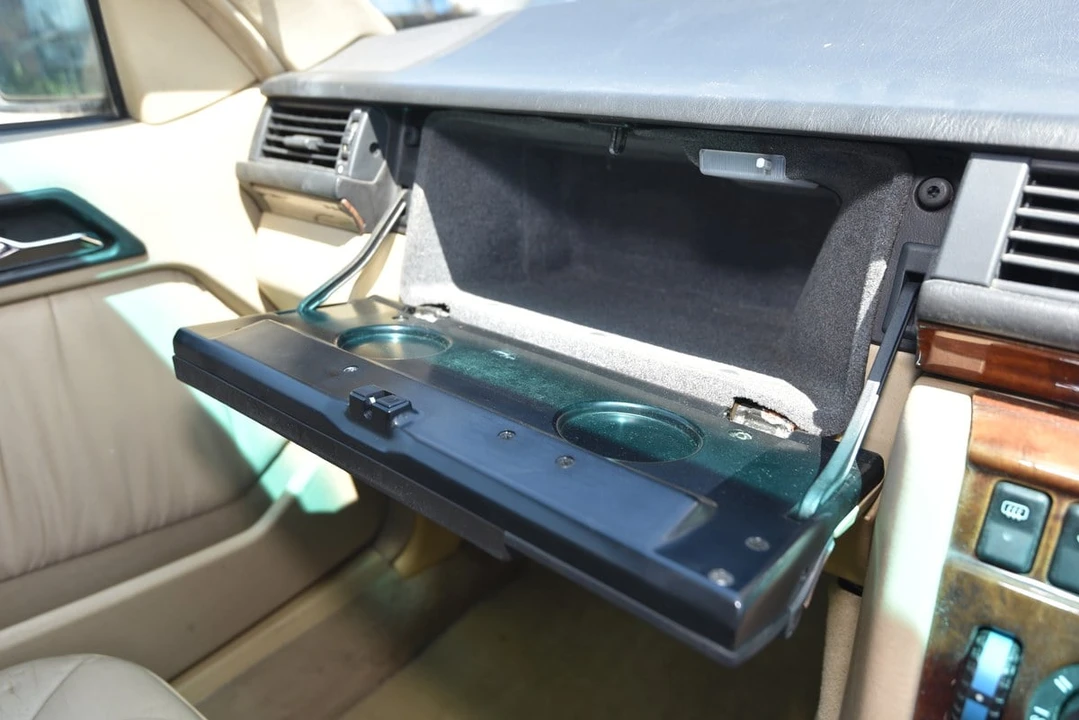 1993 Mercedes-Benz W124 E-Class - Image 29 of 30