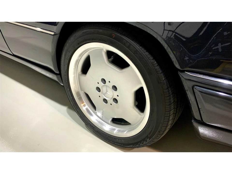 1993 Mercedes-Benz W124 E-Class - Image 29 of 31