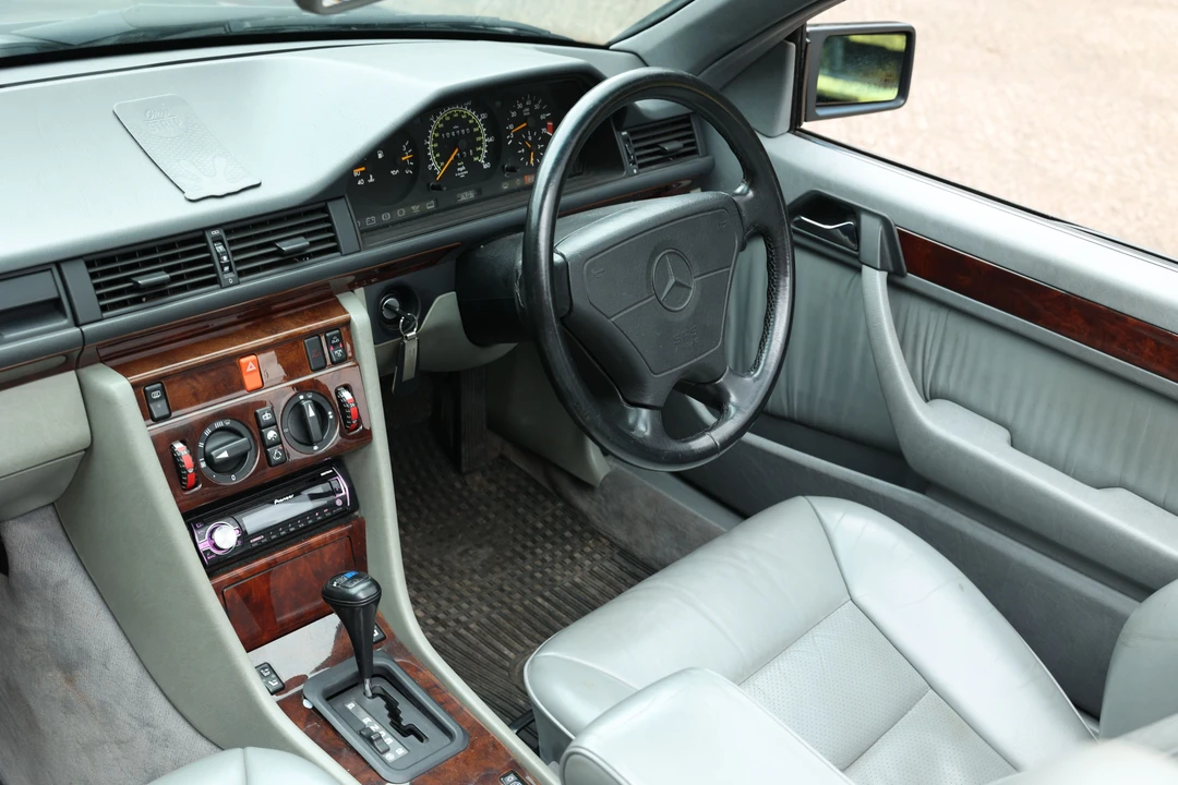 1993 Mercedes-Benz W124 E-Class - Image 5 of 28