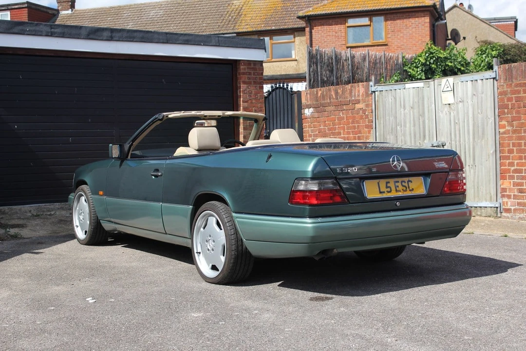 1993 Mercedes-Benz W124 E-Class - Image 19 of 30