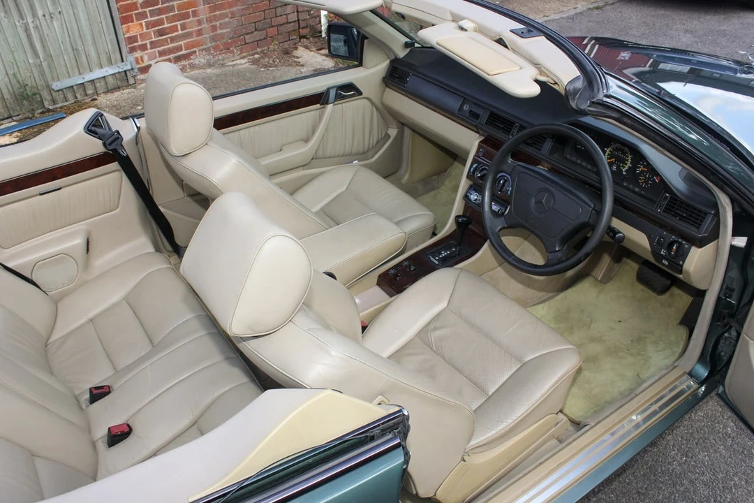 1993 Mercedes-Benz W124 E-Class - Image 2 of 30
