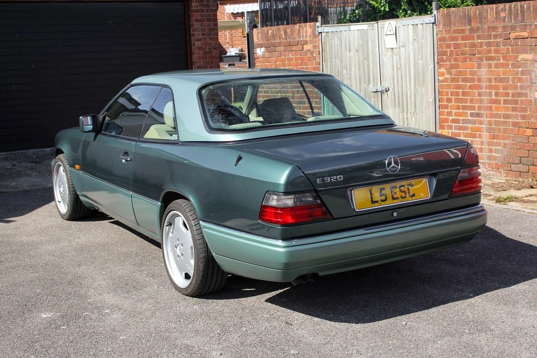 1993 Mercedes-Benz W124 E-Class - Image 27 of 30
