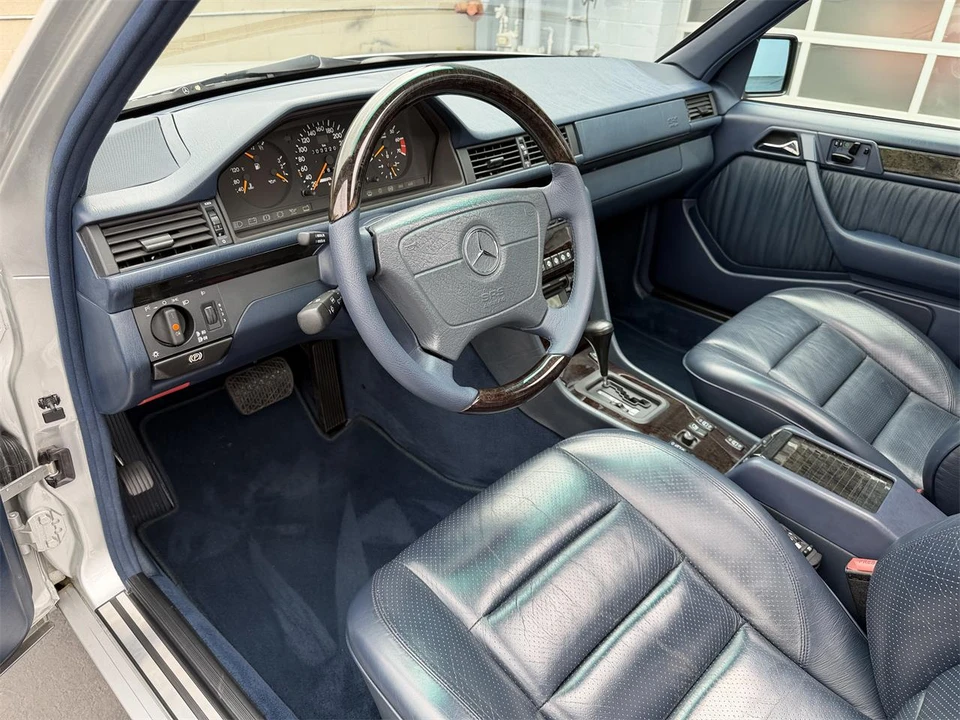 1993 Mercedes-Benz W124 E-Class - Image 10 of 21