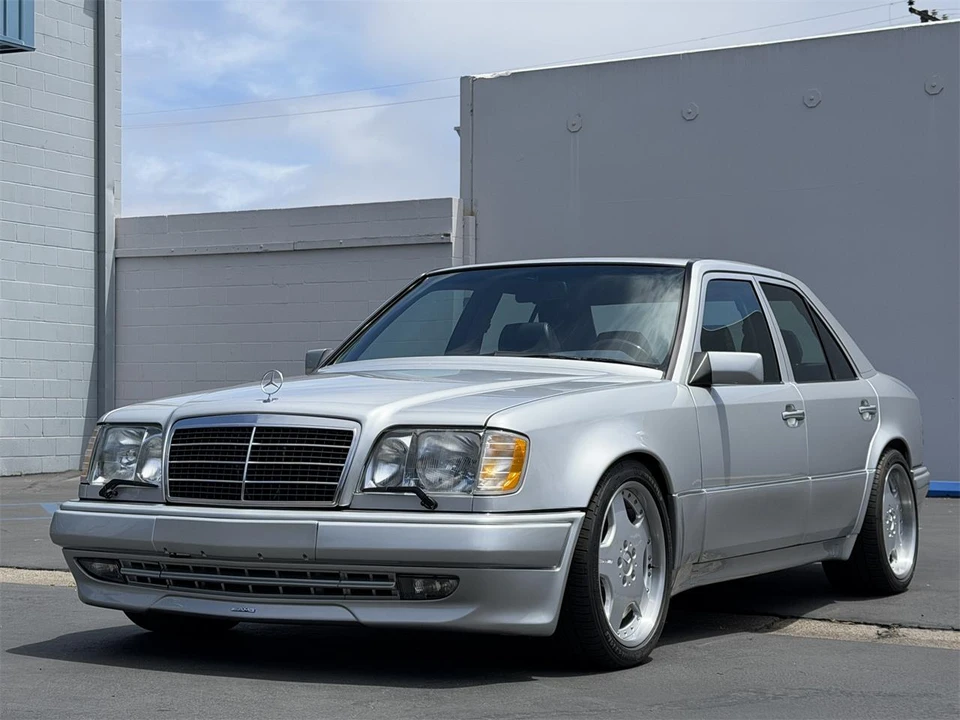 1993 Mercedes-Benz W124 E-Class - Image 2 of 21
