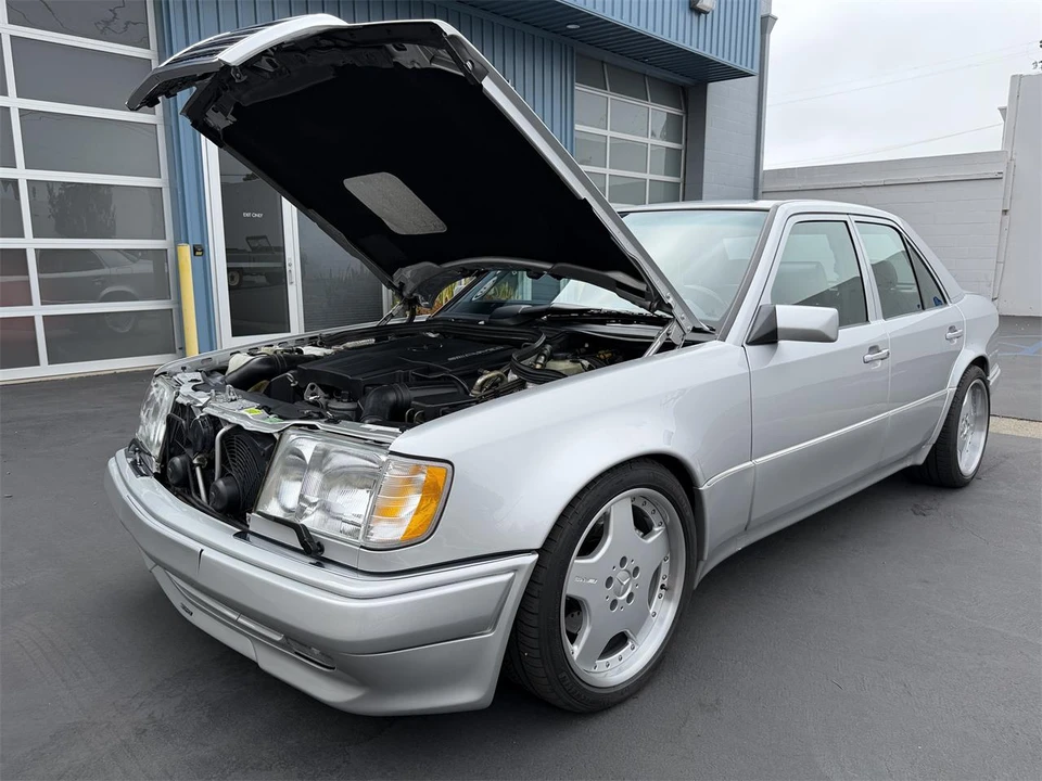 1993 Mercedes-Benz W124 E-Class - Image 17 of 21